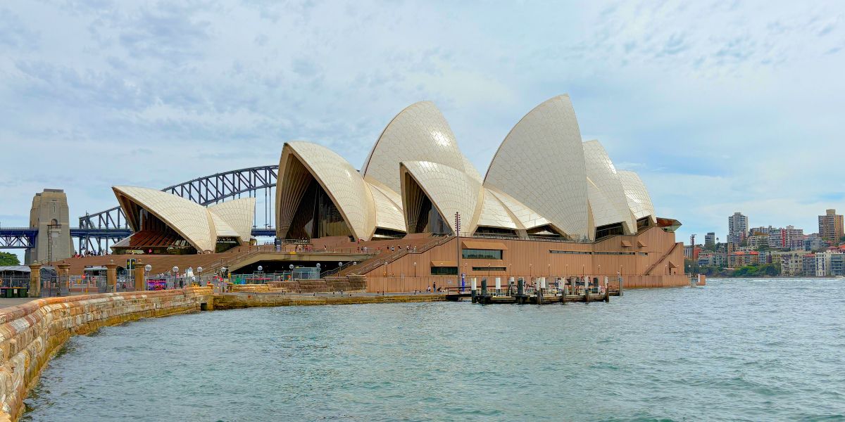 Sydney Travel Guide